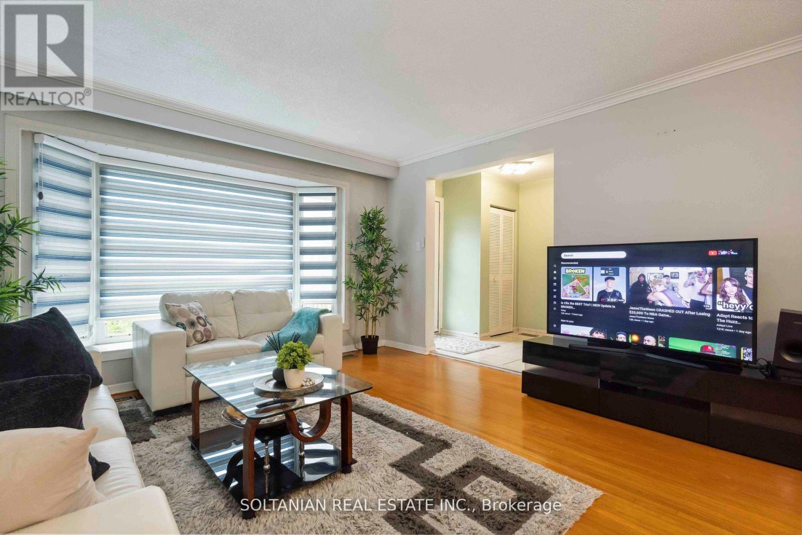 102 Elnathan Crescent Property Photo 8