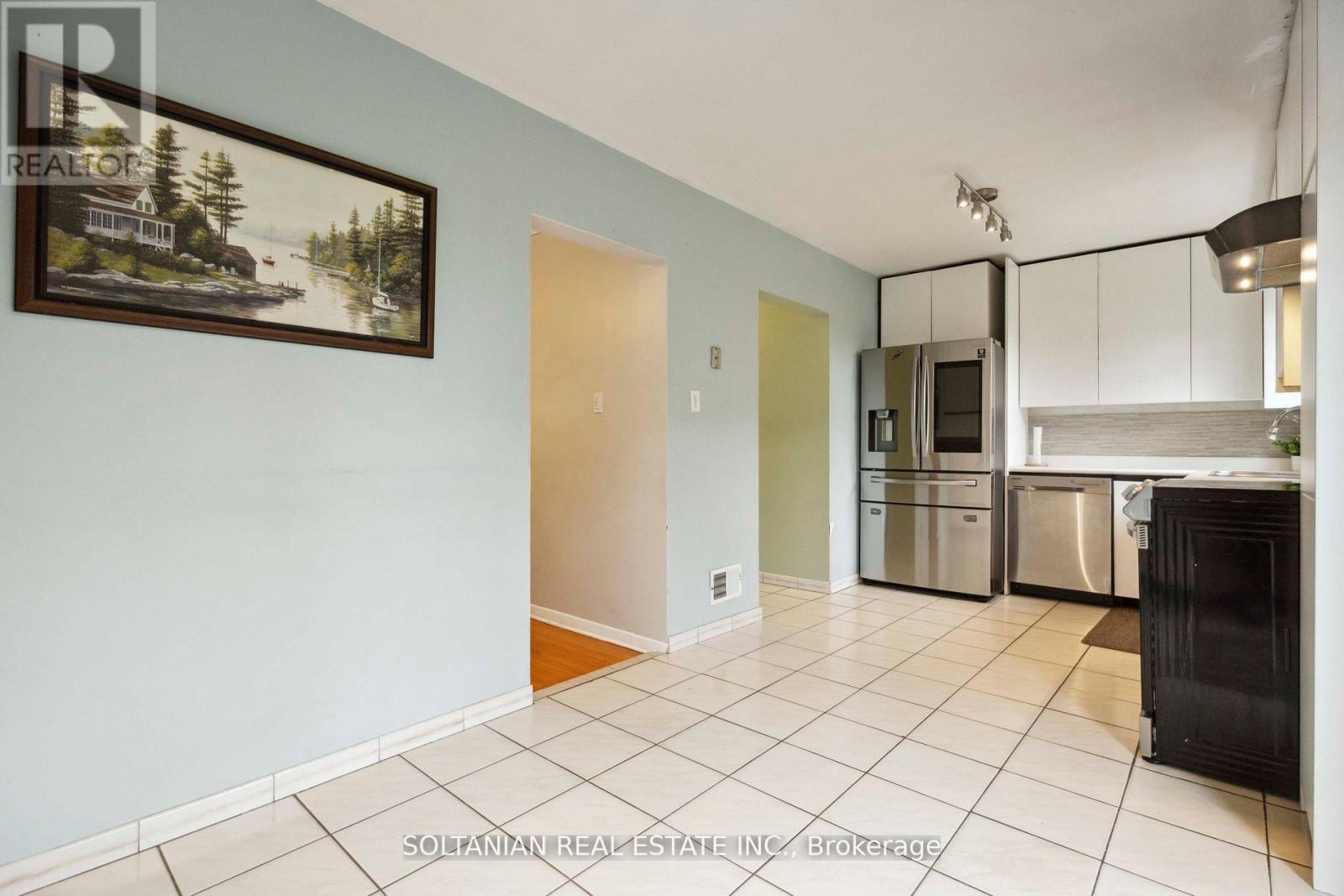102 Elnathan Crescent Property Photo 14