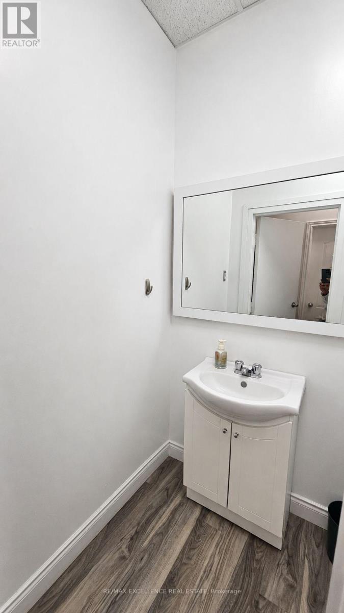 8 - 7040 Torbram Road Property Photo 7