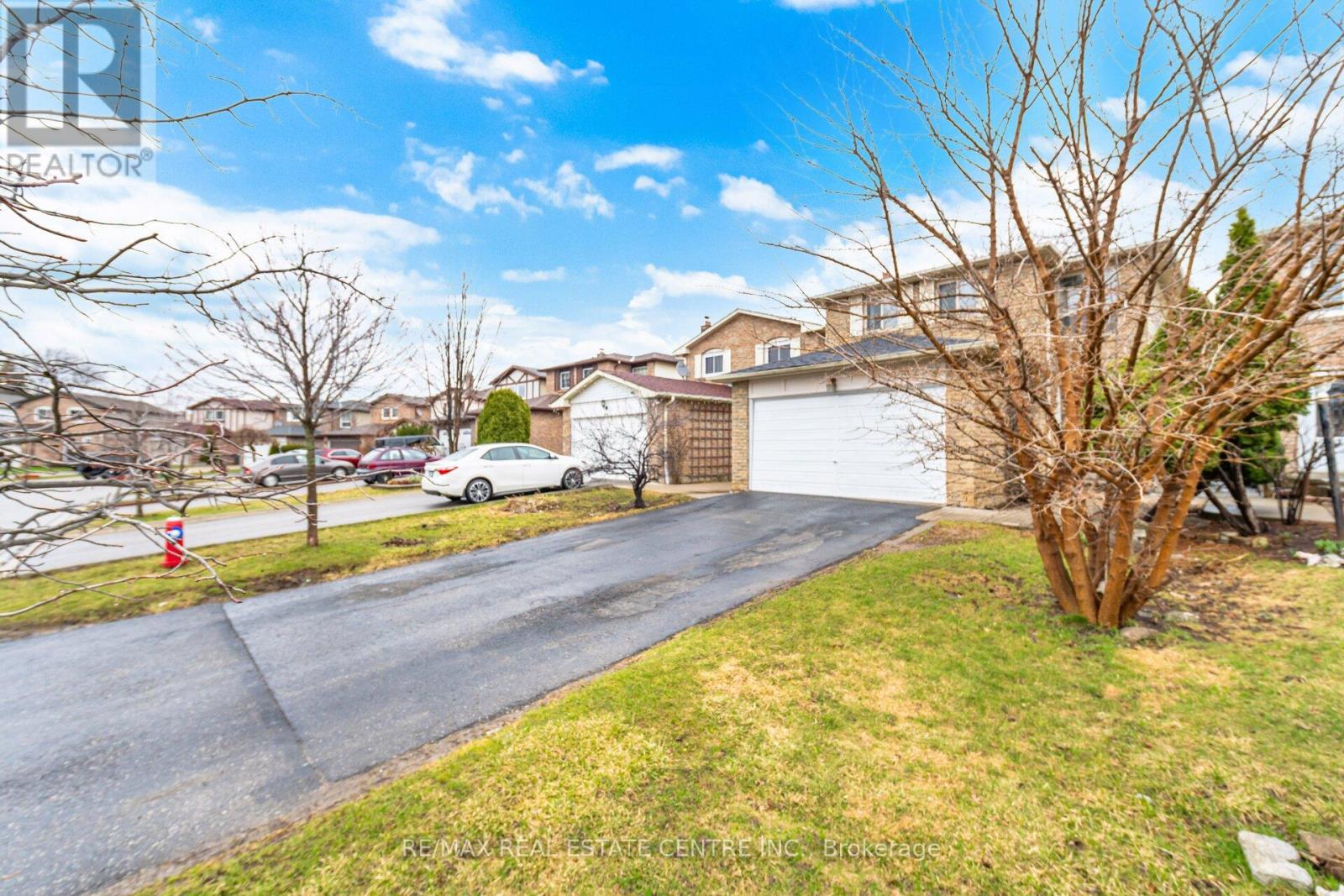 32 Dafoe Crescent Property Photo 4