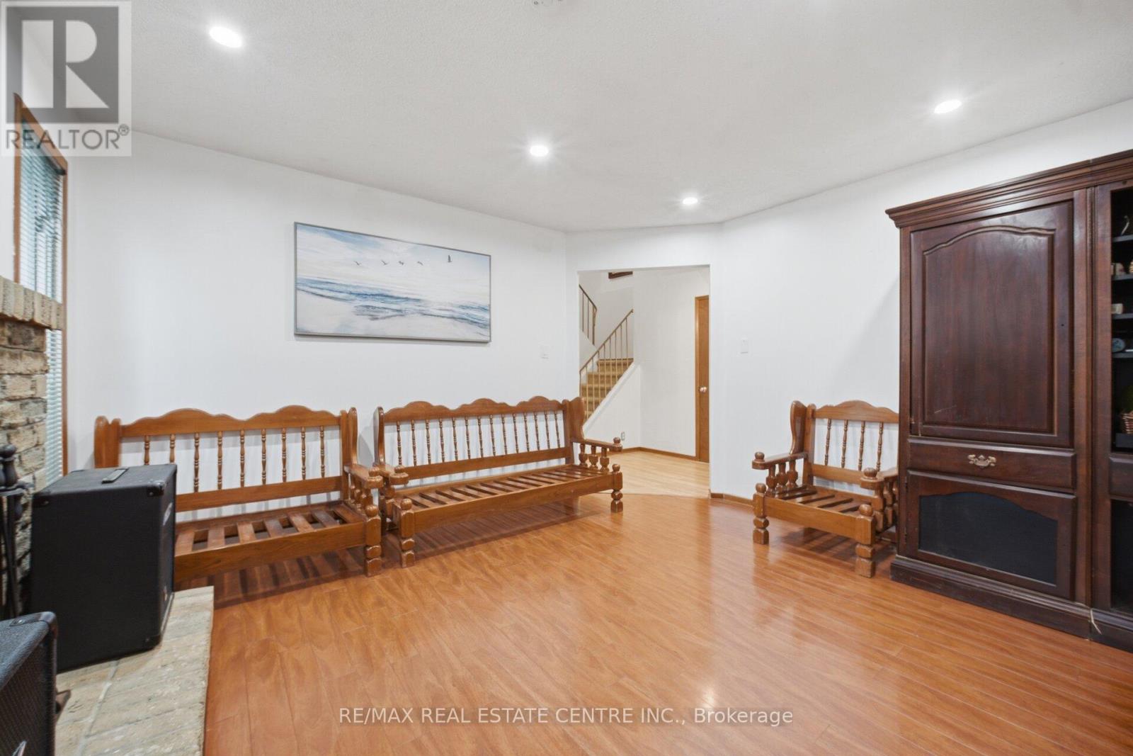 32 Dafoe Crescent Property Photo 9