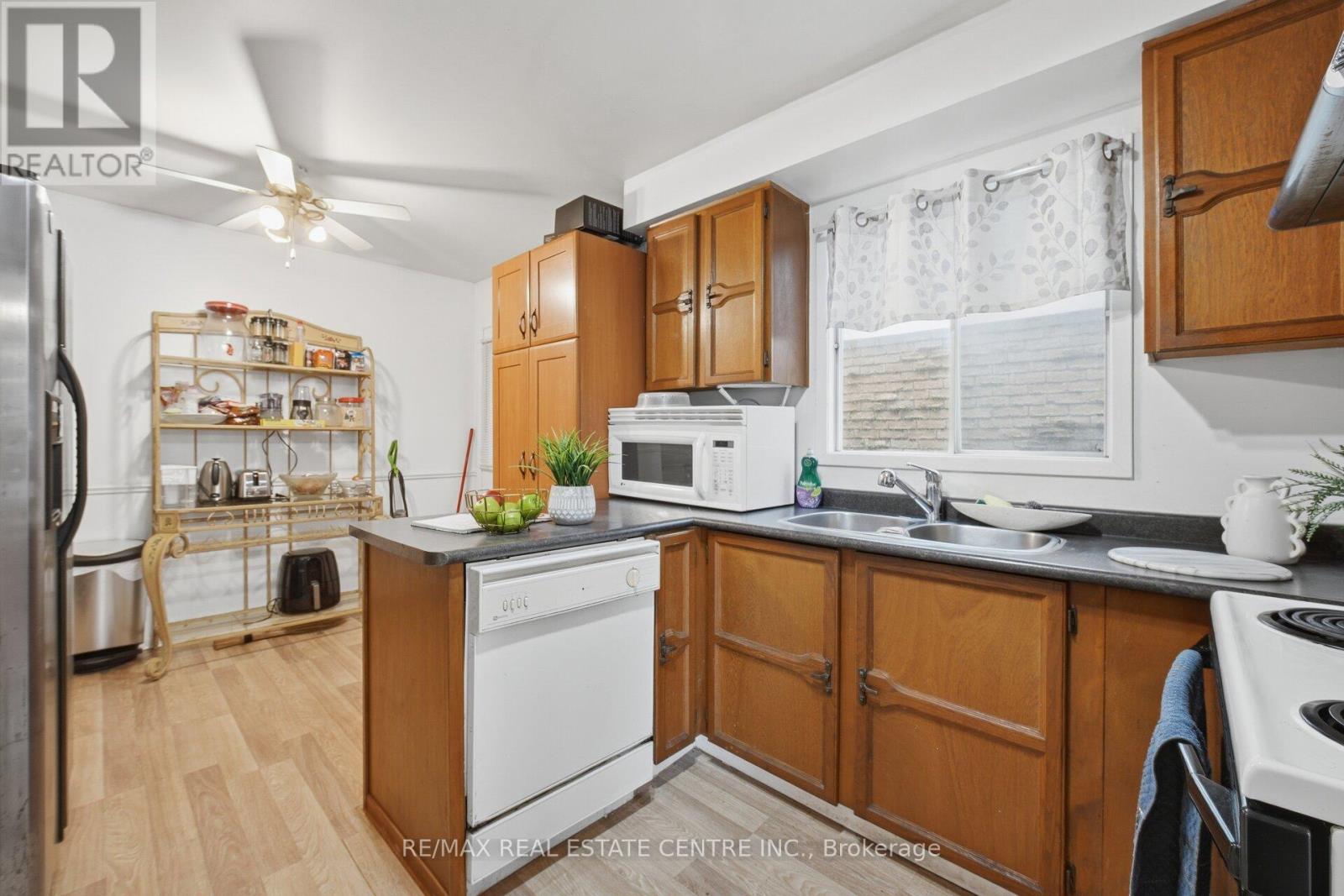 32 Dafoe Crescent Property Photo 11