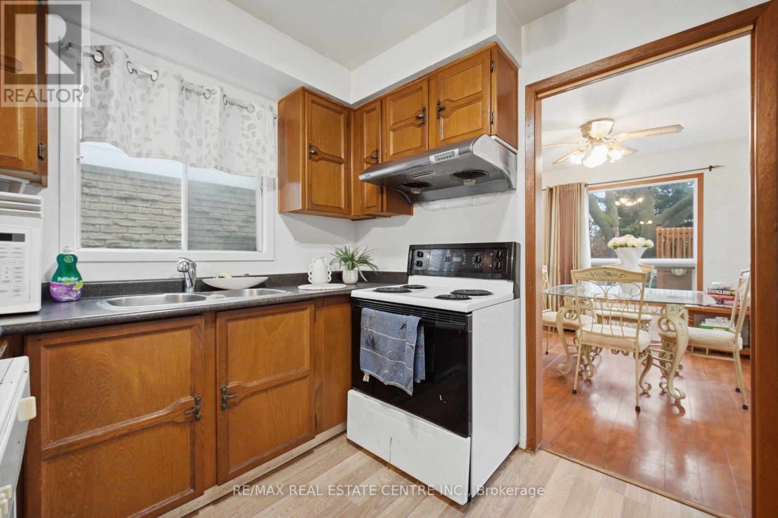 32 Dafoe Crescent Property Photo 12