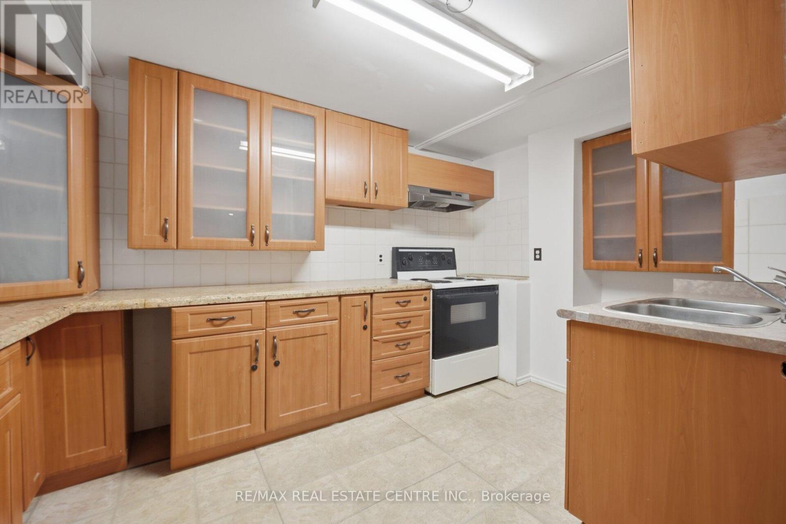 32 Dafoe Crescent Property Photo 36
