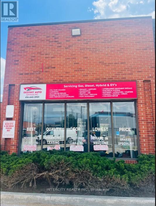 34 - 2901 Steeles Avenue W Property Photo 3