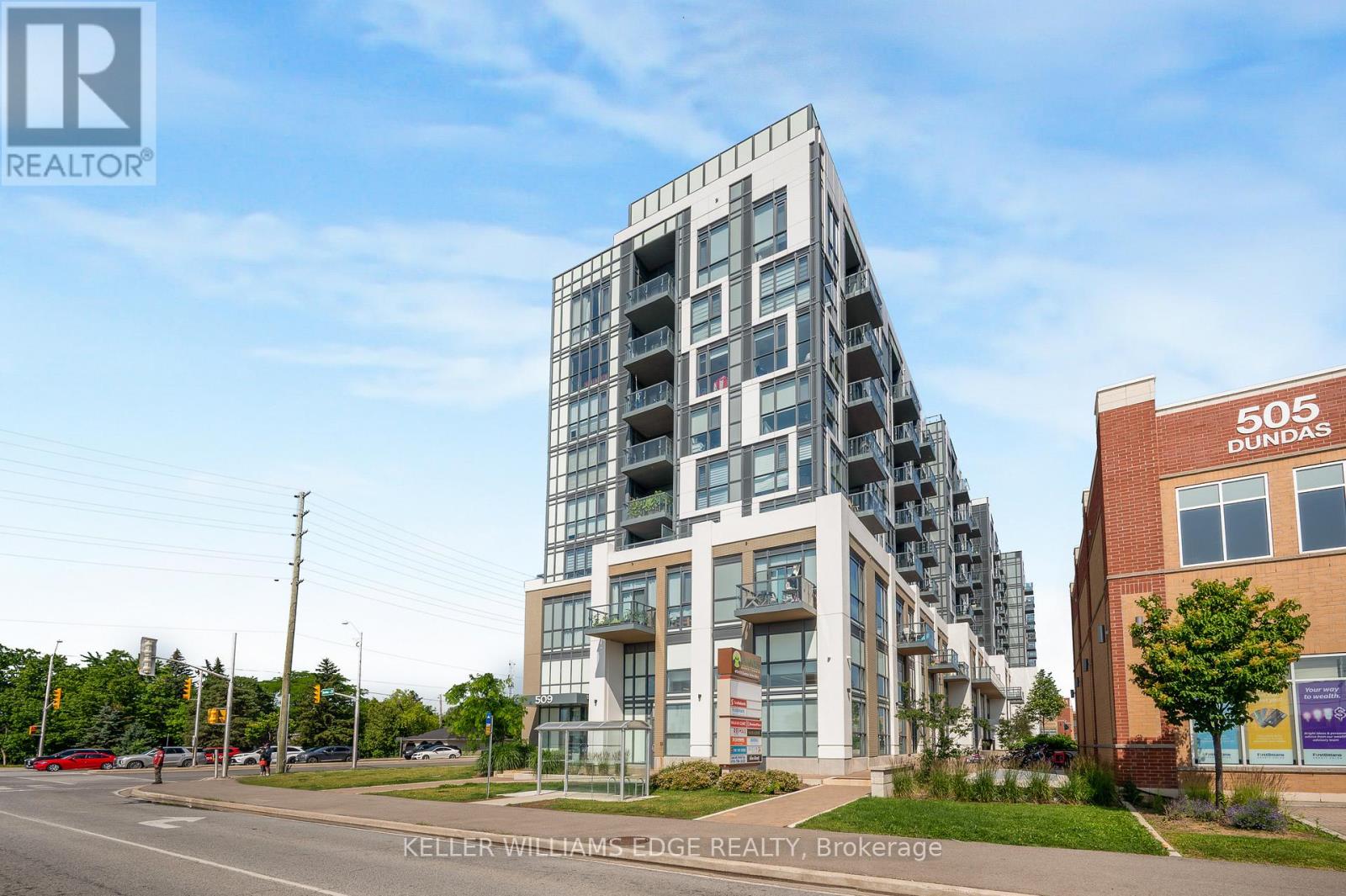 305 - 509 Dundas Street W Property Photo 4