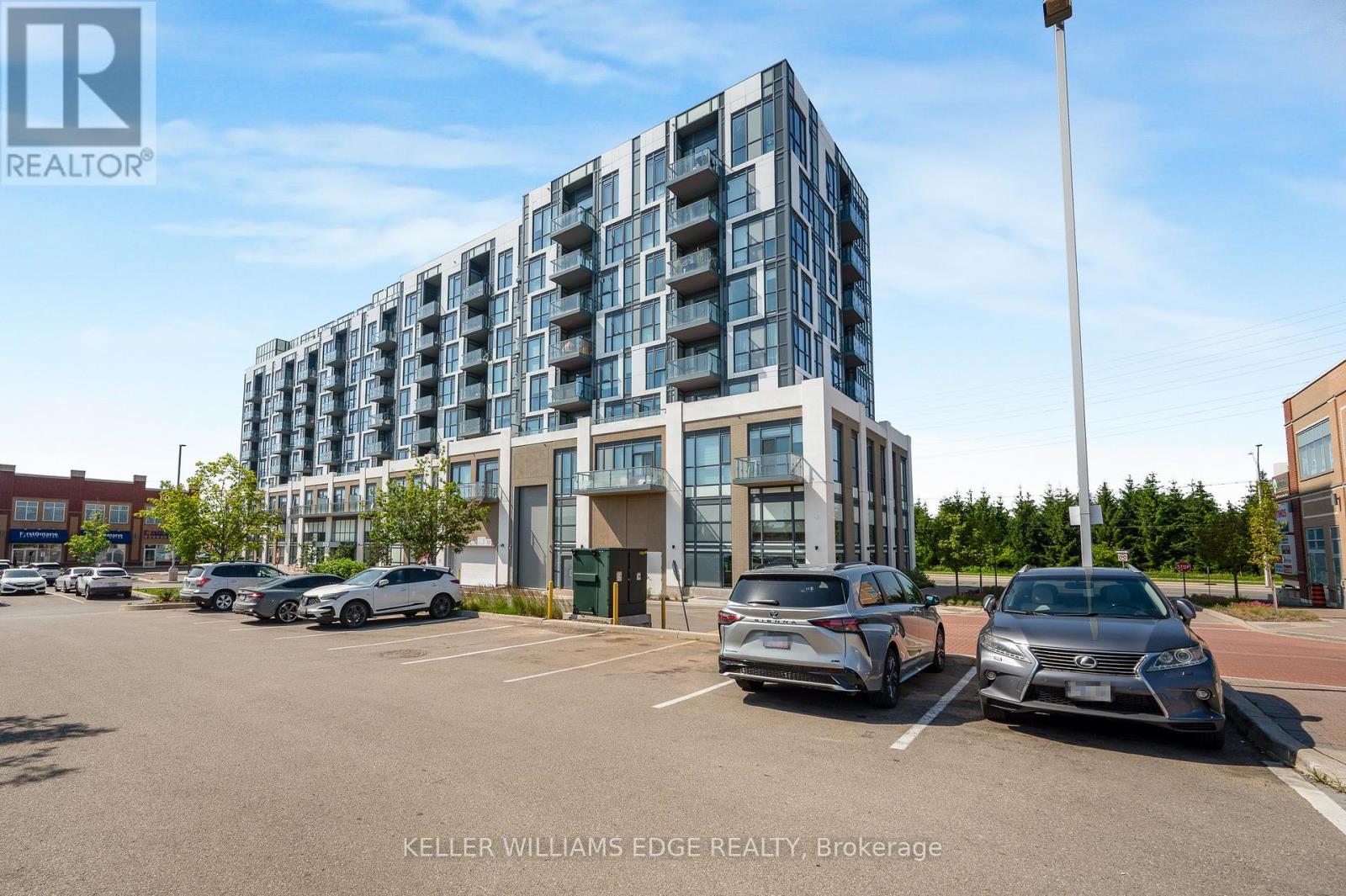 305 - 509 Dundas Street W Property Photo 6
