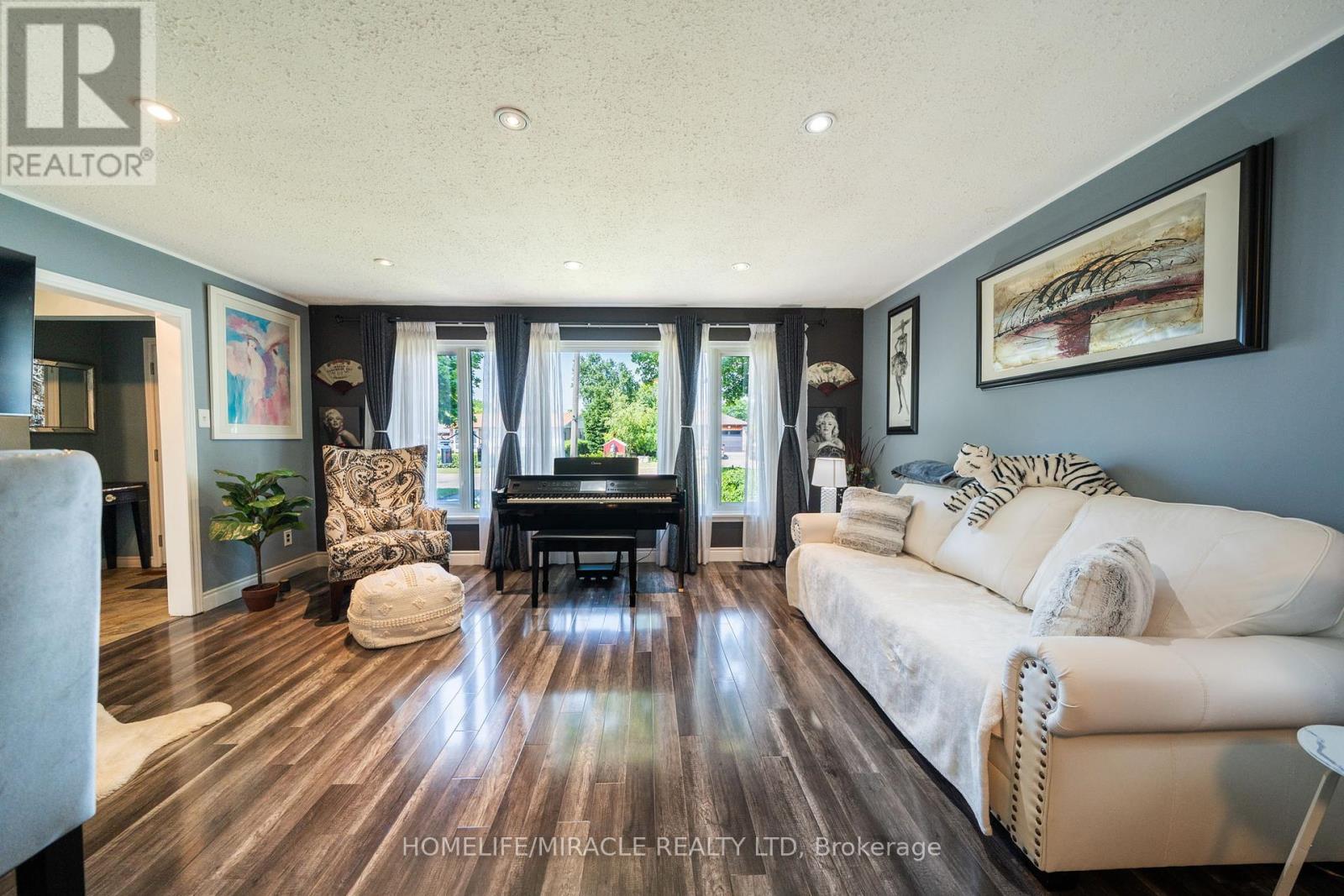 38 Ascot Avenue Property Photo 17