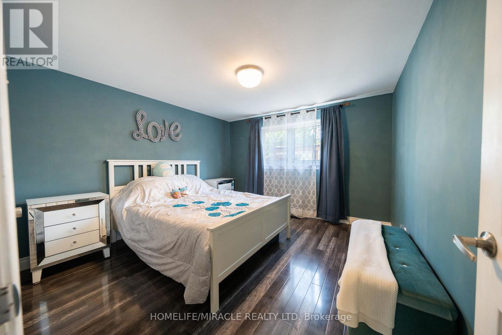 38 Ascot Avenue Property Photo 22