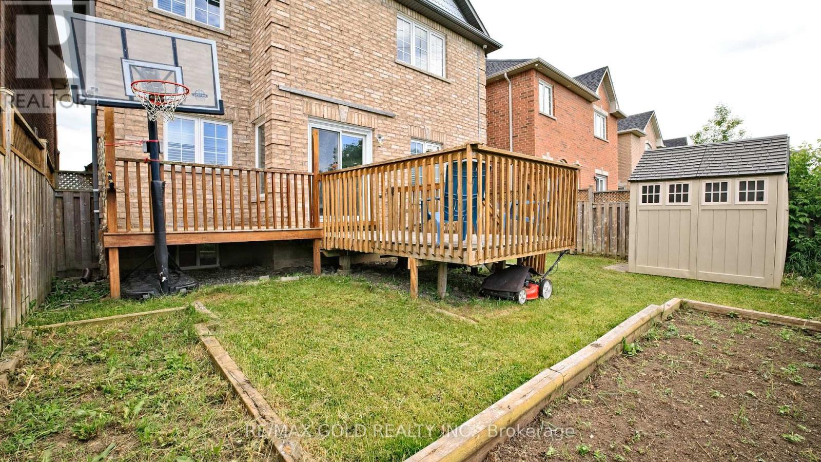 20 Tatra Crescent Property Photo 40