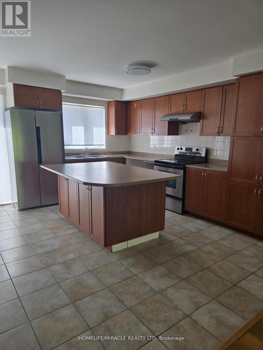 5 - 3120 Boxford Crescent Property Photo 8