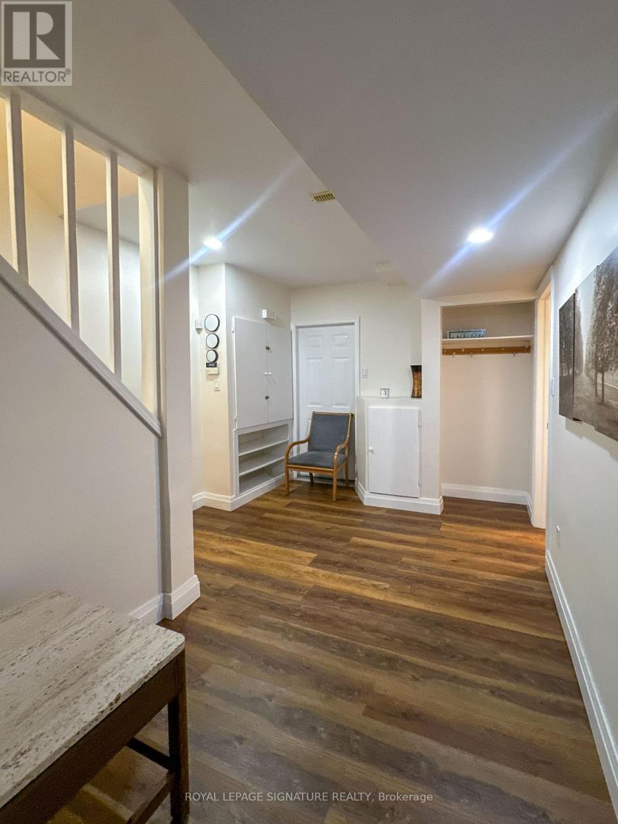 Bsmt - 3974 Foxwood Avenue Property Photo 2