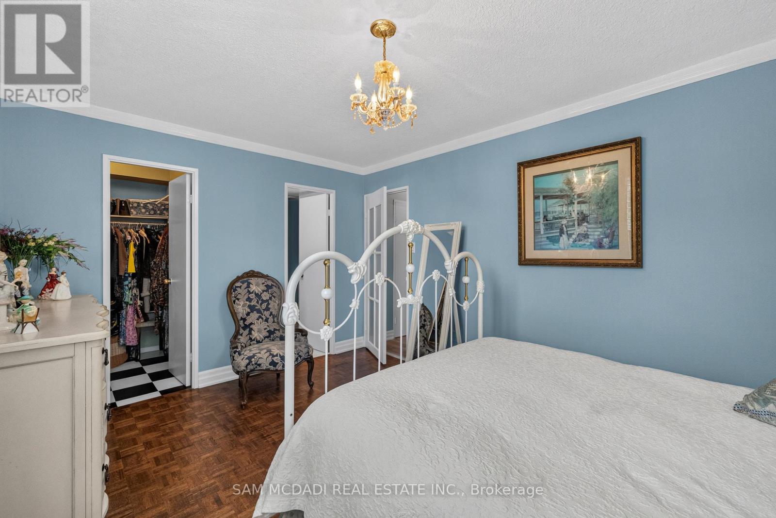 412 - 966 Inverhouse Drive Property Photo 13