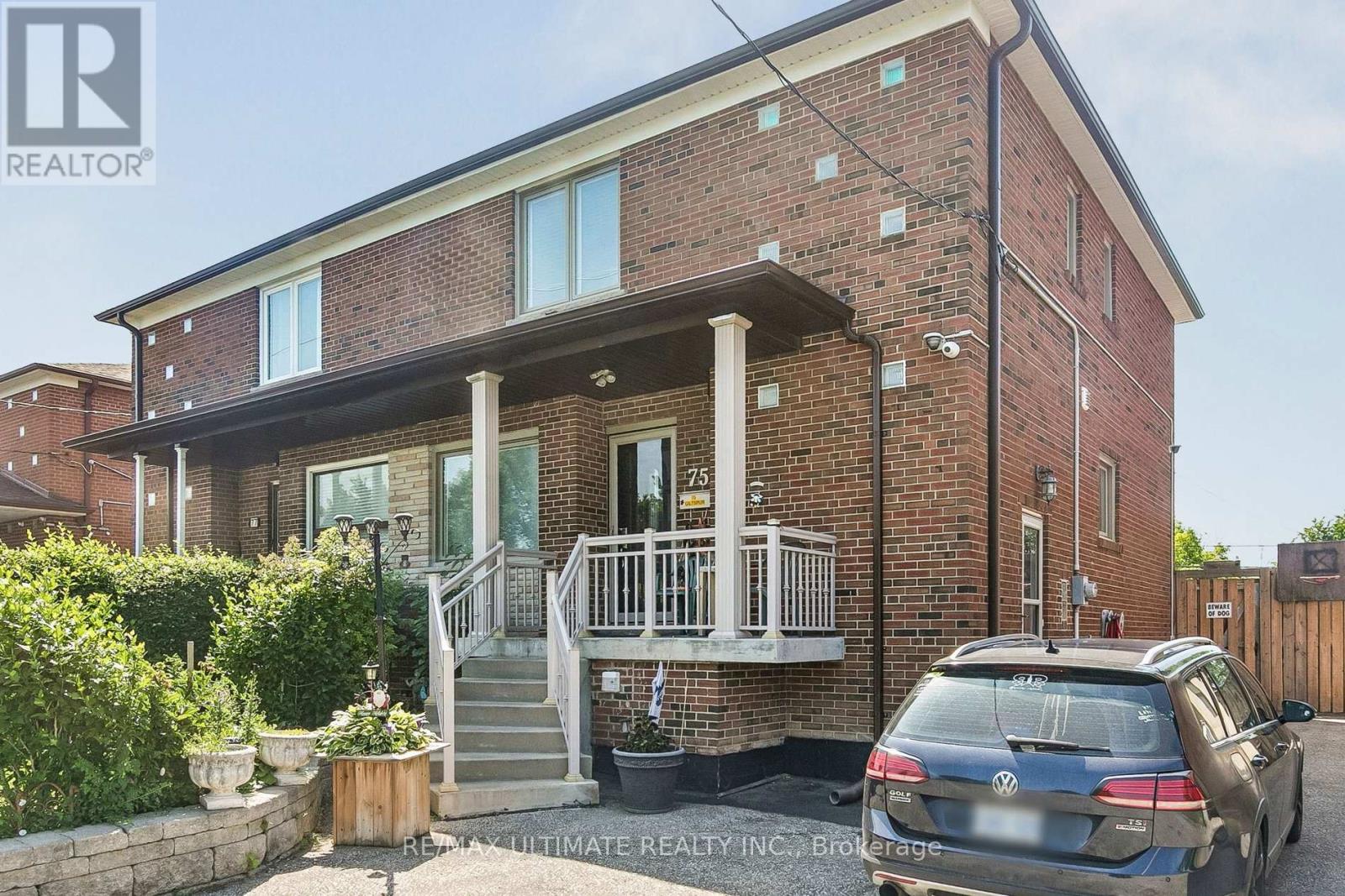 75 GILTSPUR DRIVE