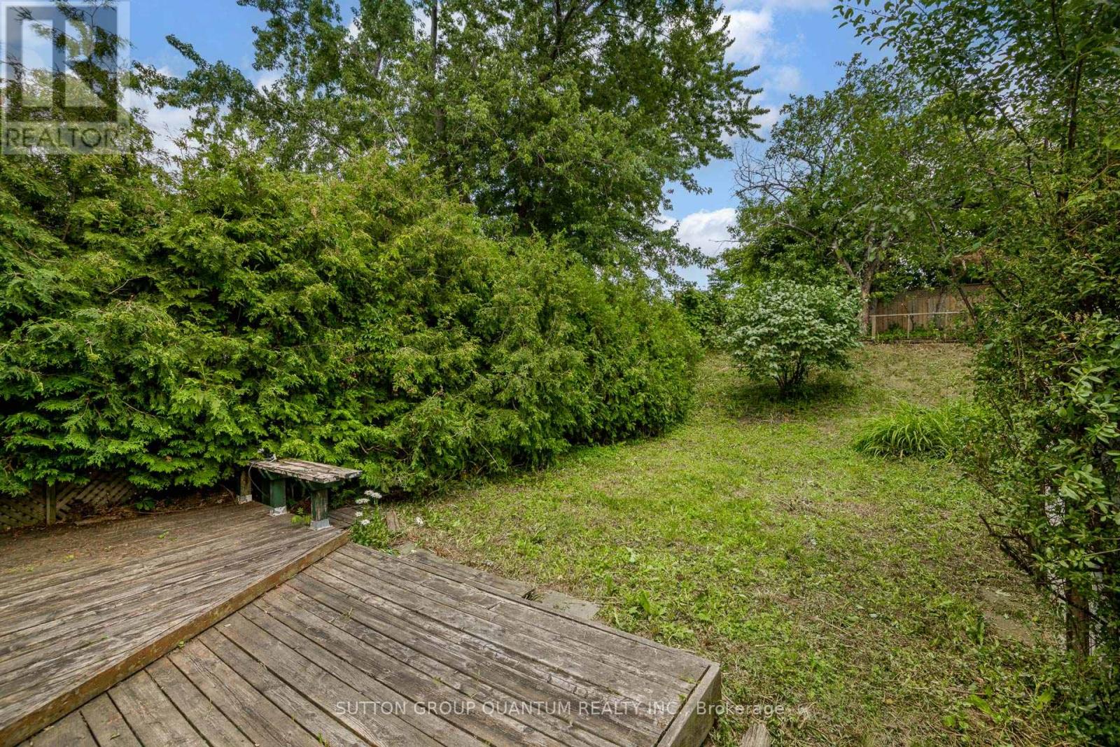 754 Eaglemount Crescent Property Photo 43
