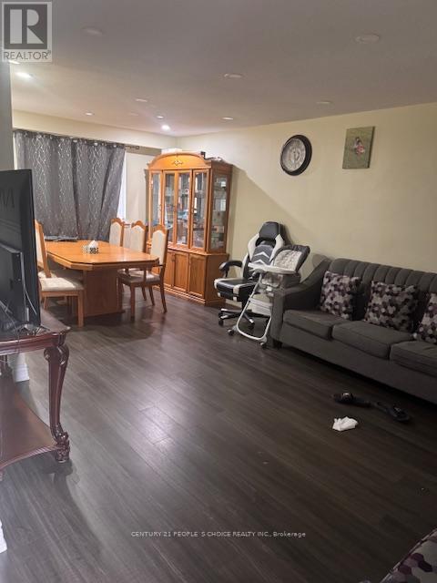 Upper - 3038 Coral Drive Property Photo 2