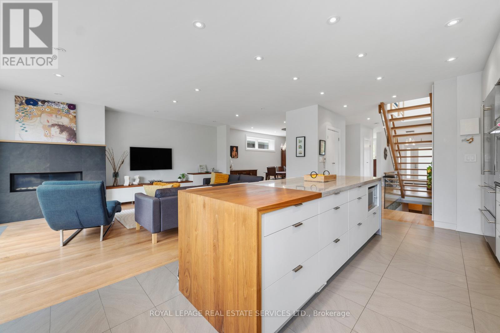 8 Firwood Crescent Property Photo 13