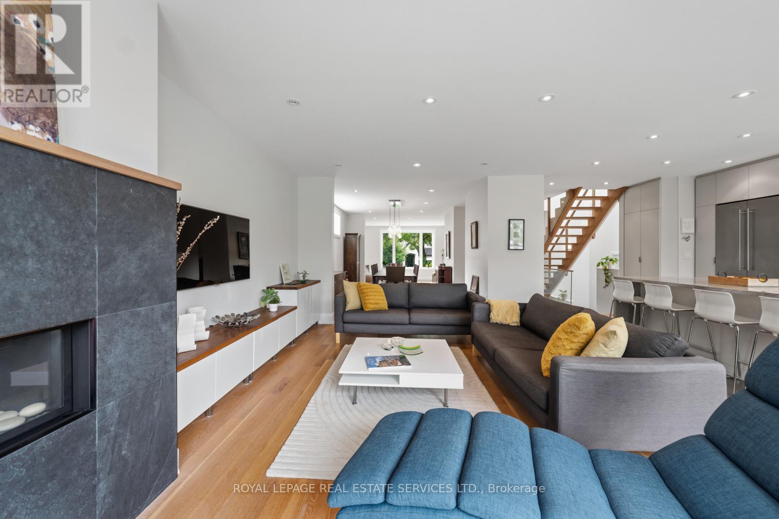8 Firwood Crescent Property Photo 14
