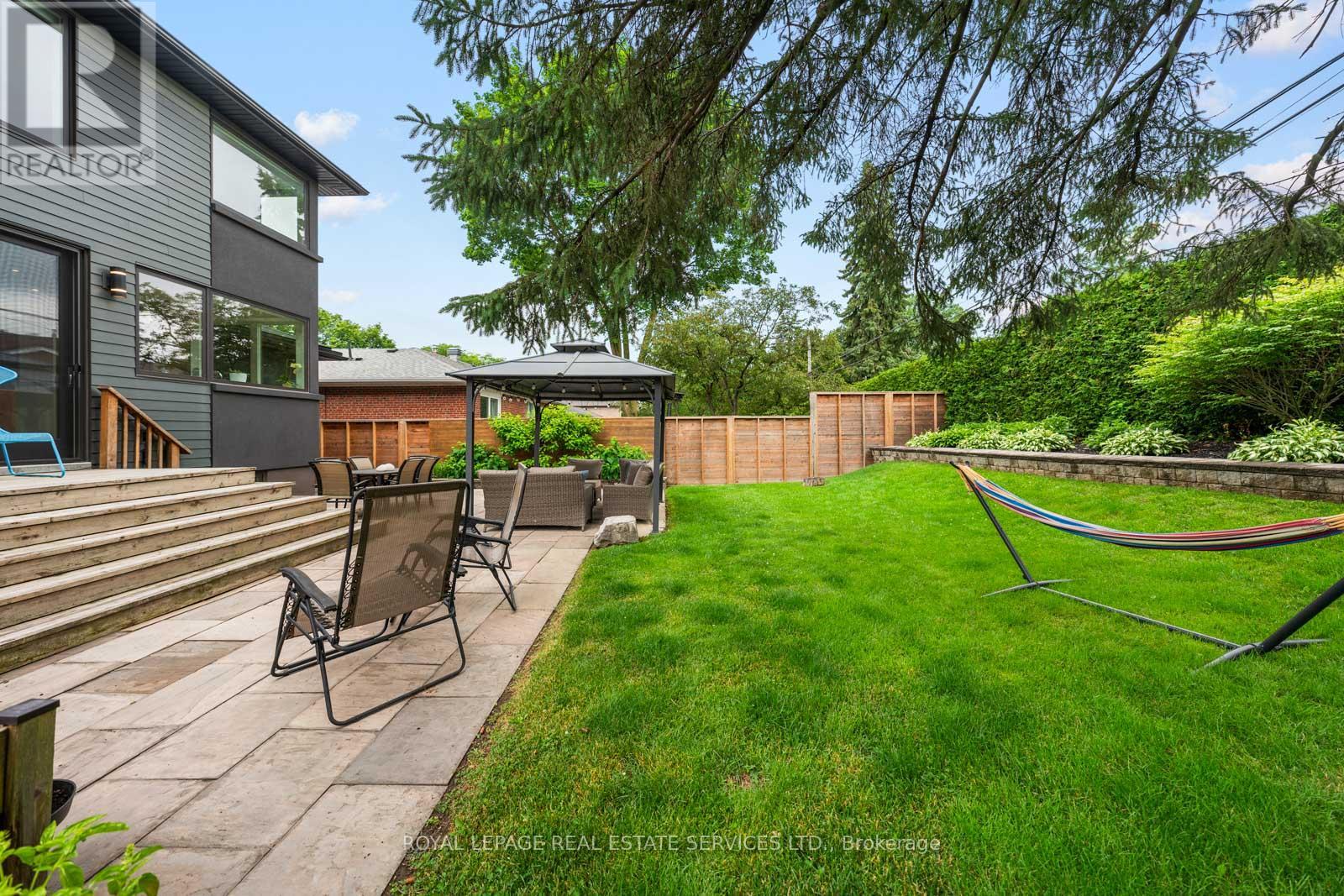 8 Firwood Crescent Property Photo 38