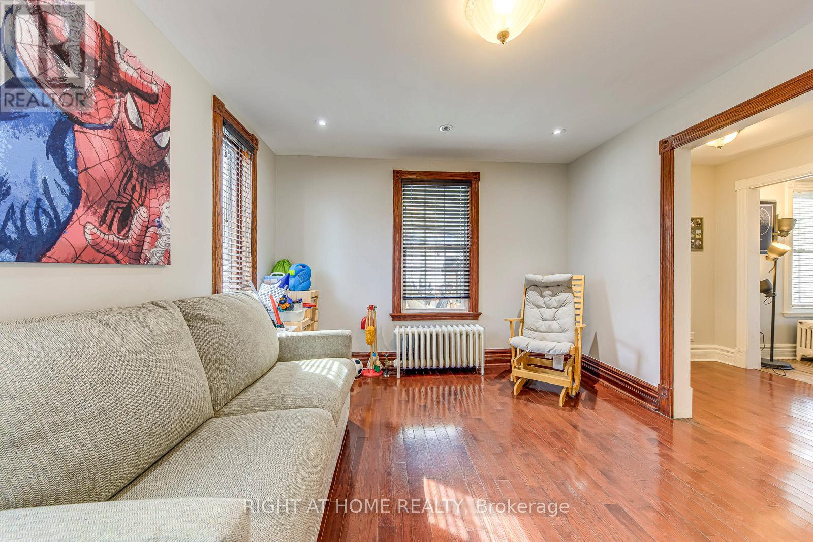 24 Mill Street N Property Photo 10