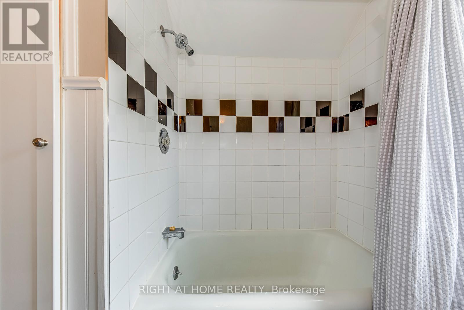 24 Mill Street N Property Photo 30