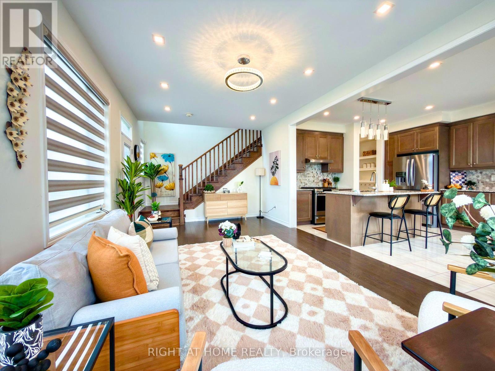 30 Boothill Drive Property Photo 14