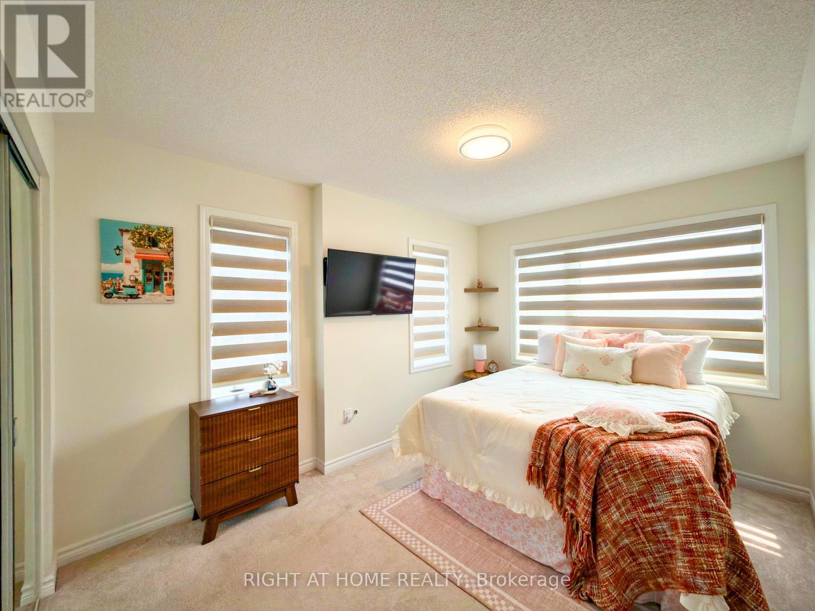 30 Boothill Drive Property Photo 31