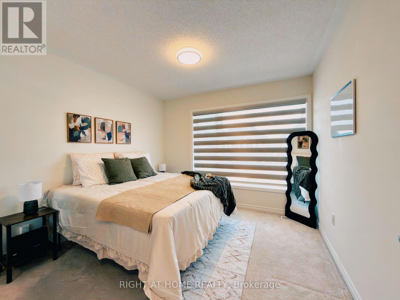 30 Boothill Drive Property Photo 32