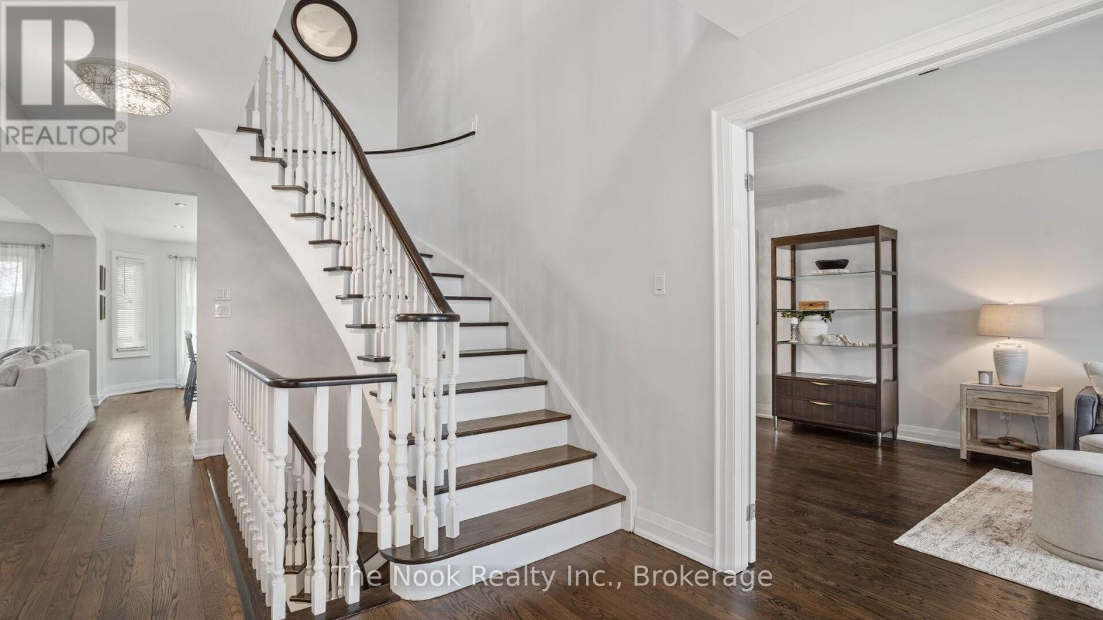 938 Wetherby Lane Property Photo 3