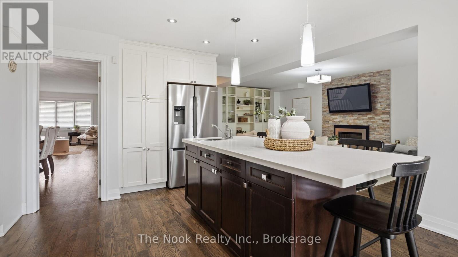 938 Wetherby Lane Property Photo 14