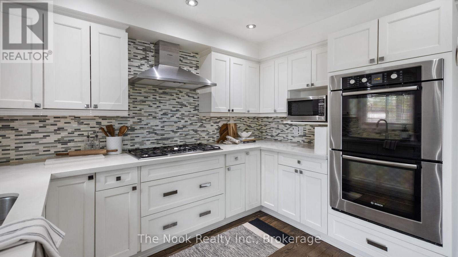 938 Wetherby Lane Property Photo 16