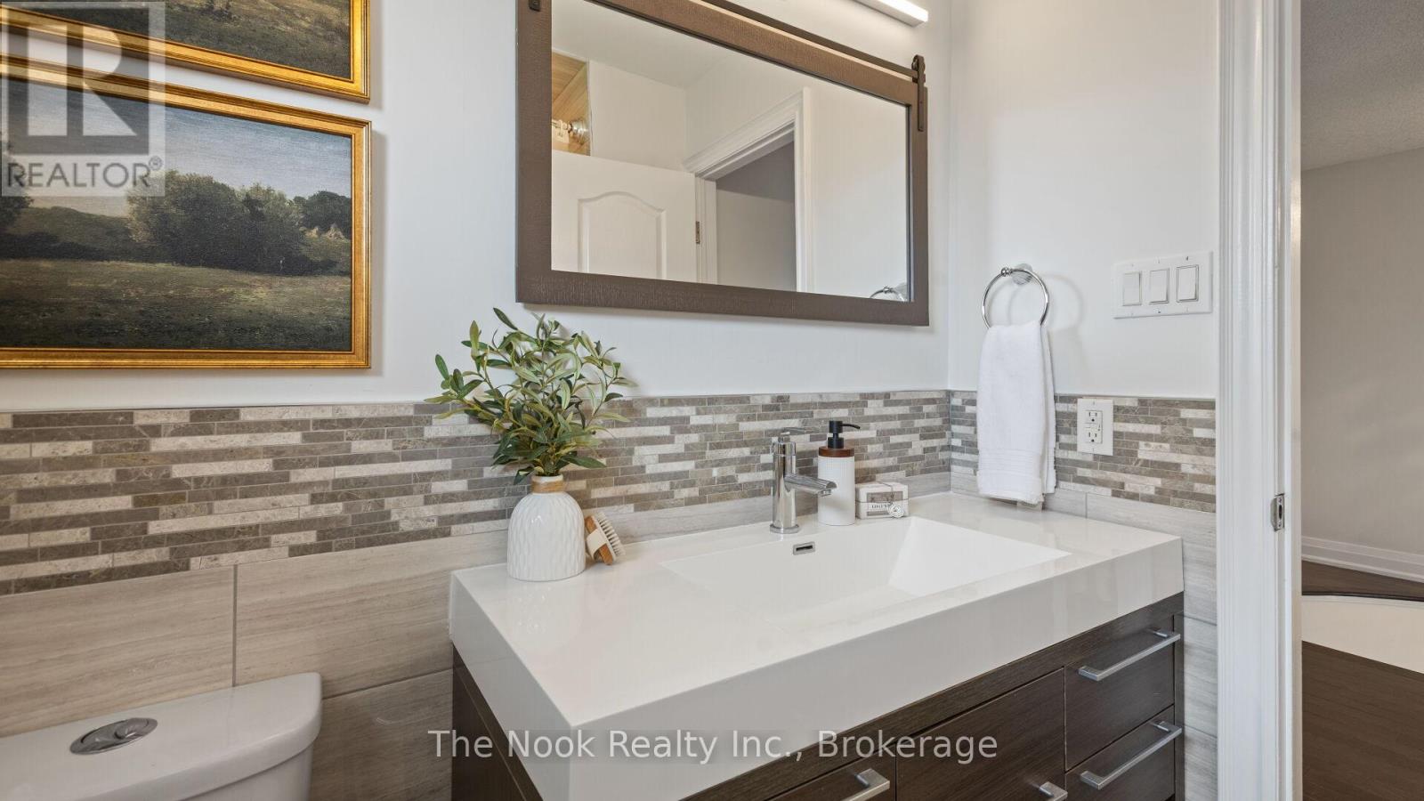938 Wetherby Lane Property Photo 25