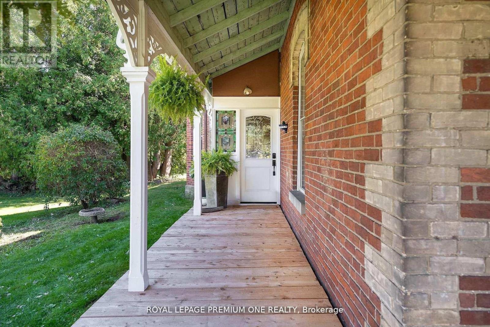 14650 Heart Lake Road Property Photo 5