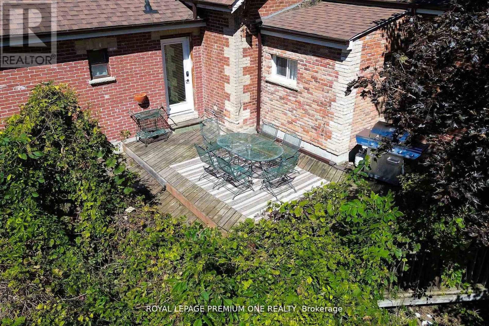 14650 Heart Lake Road Property Photo 8
