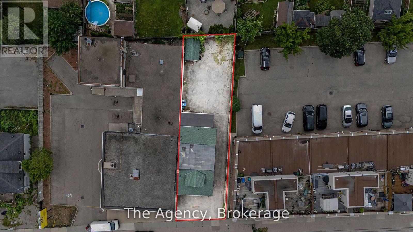 881 Lakeshore Road E Property Photo 7