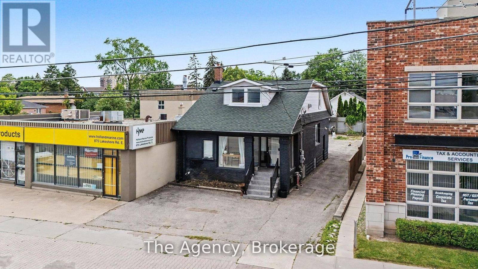 881 Lakeshore Road E Property Photo 44