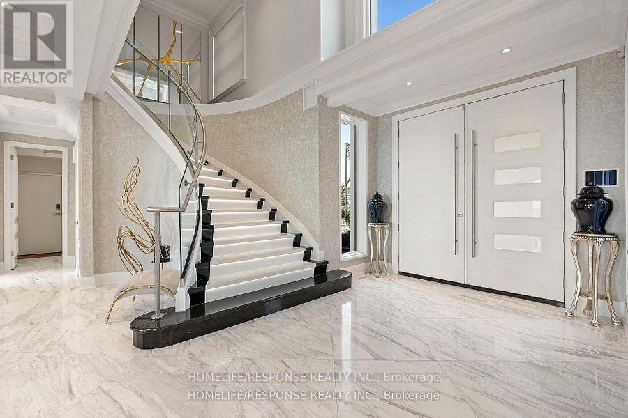 1400 Watersedge Road Property Photo 2
