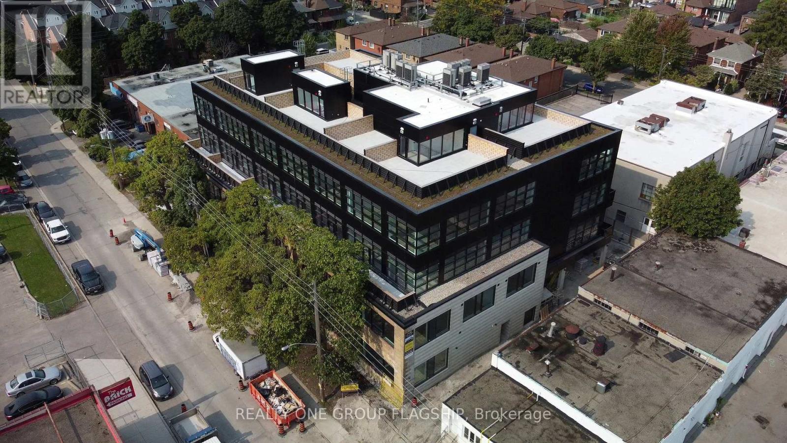 311 - 300 Geary Avenue Property Photo 1