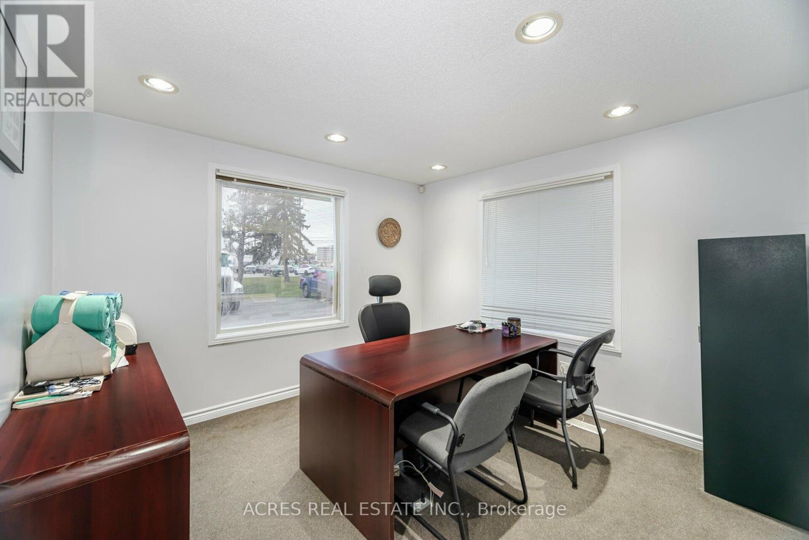 140-160 Derry Road E Property Photo 12
