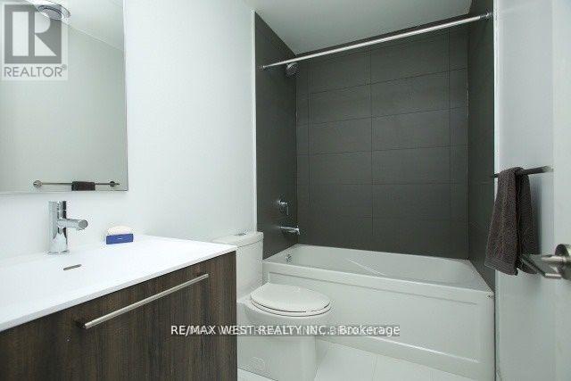 17 - 66 Long Branch Avenue Property Photo 11