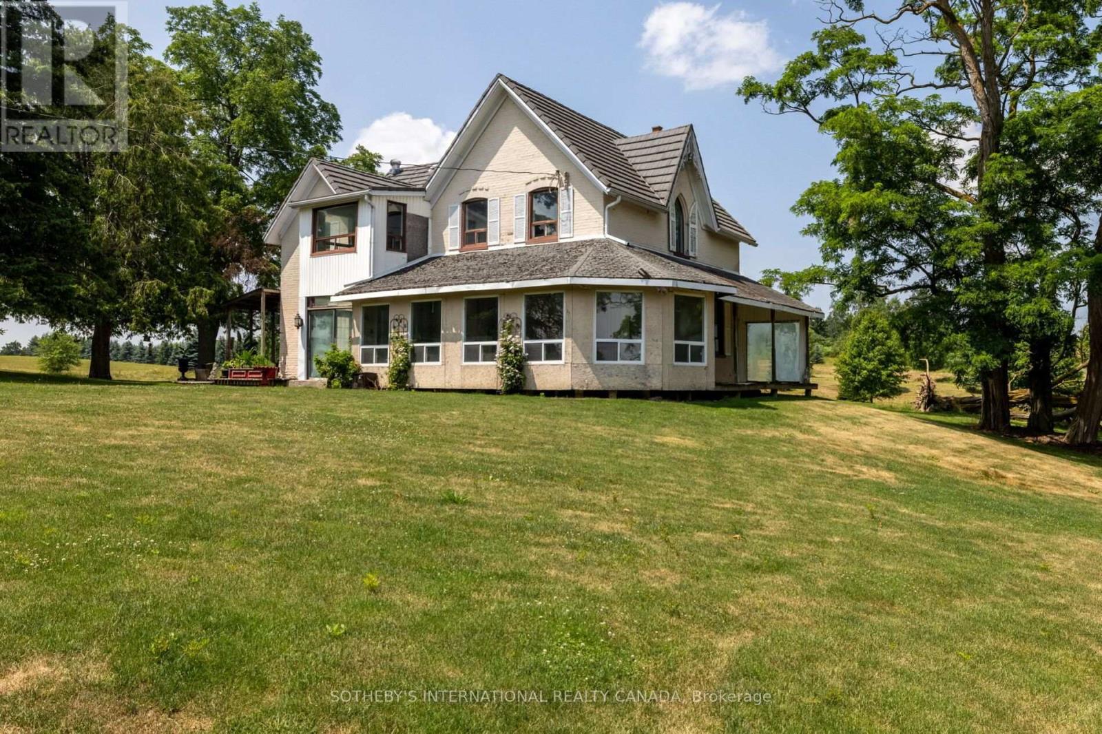 15366 The Gore Road Property Photo 1