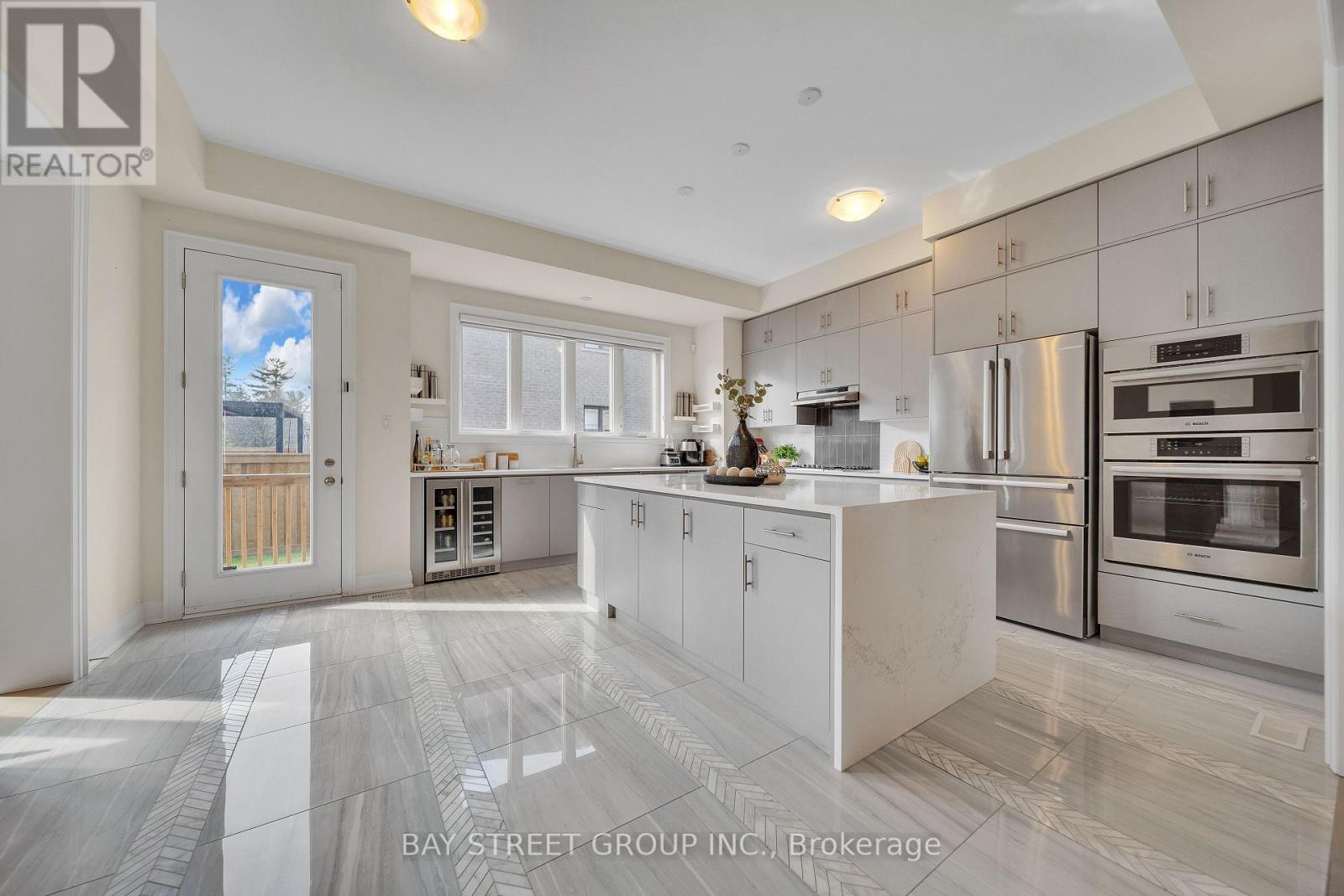2411 Saw Whet Boulevard Property Photo 1