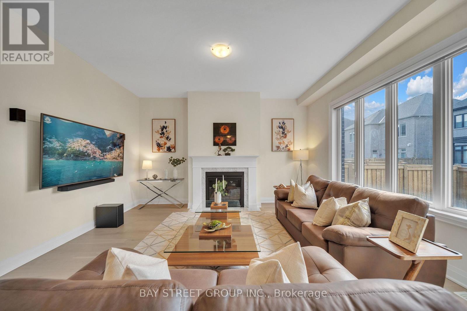 2411 Saw Whet Boulevard Property Photo 2