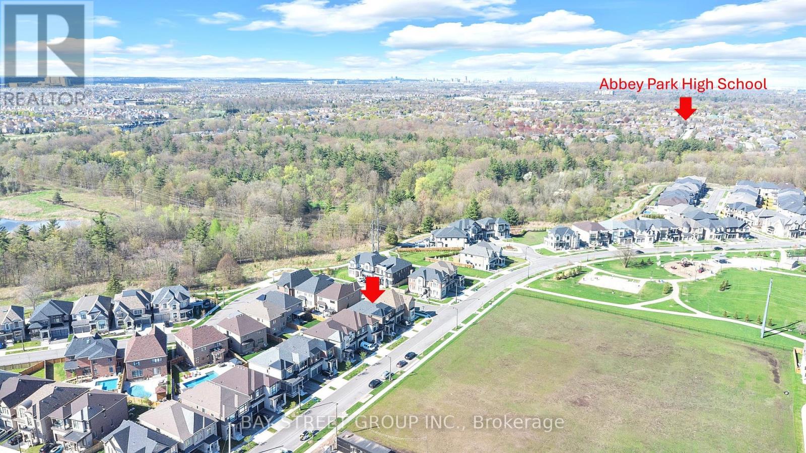 2411 Saw Whet Boulevard Property Photo 4