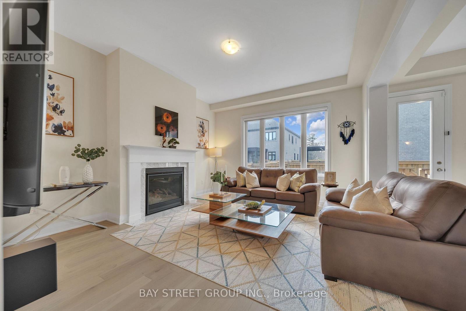 2411 Saw Whet Boulevard Property Photo 18