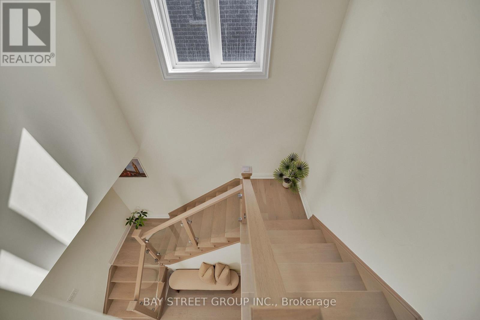 2411 Saw Whet Boulevard Property Photo 23