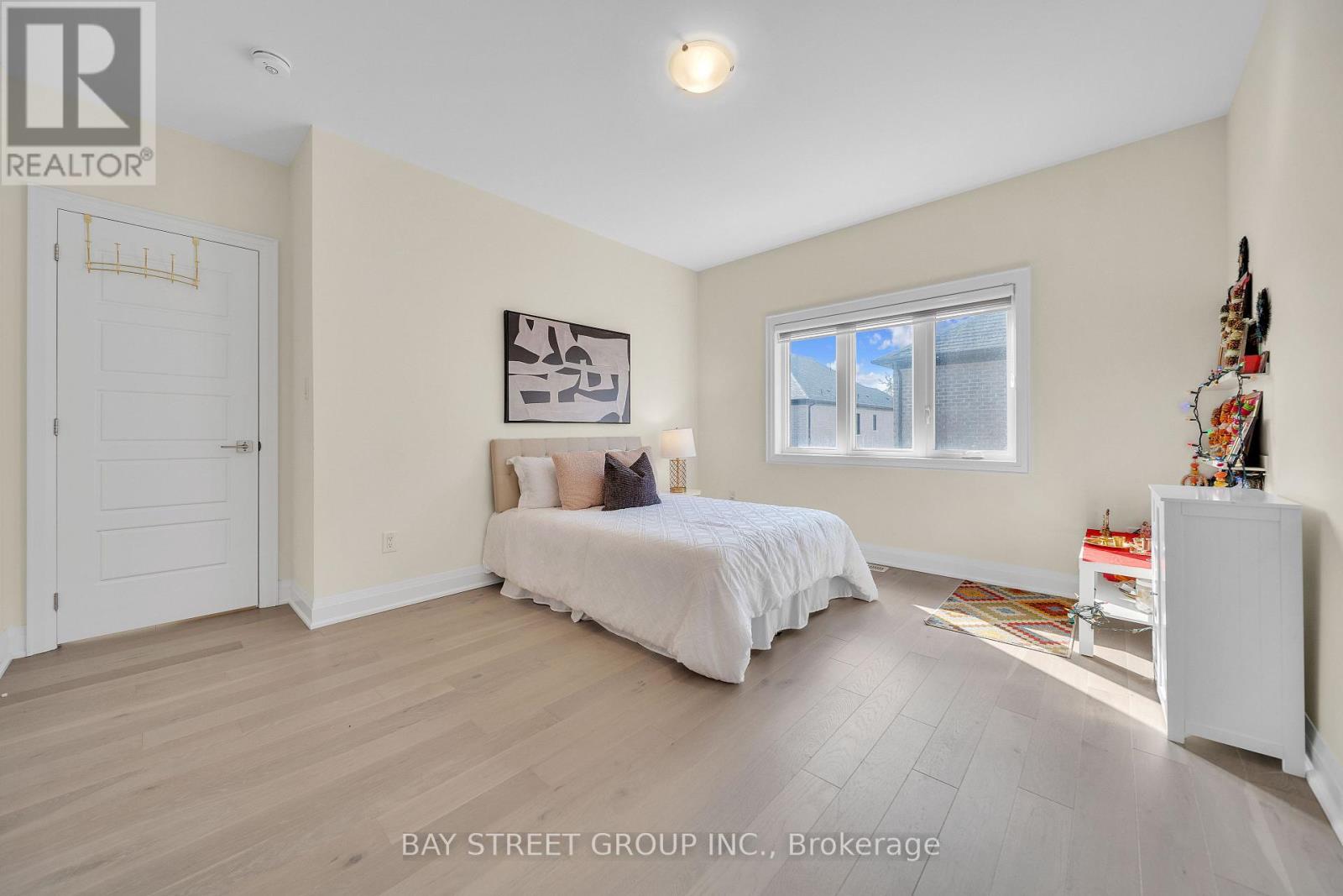 2411 Saw Whet Boulevard Property Photo 33