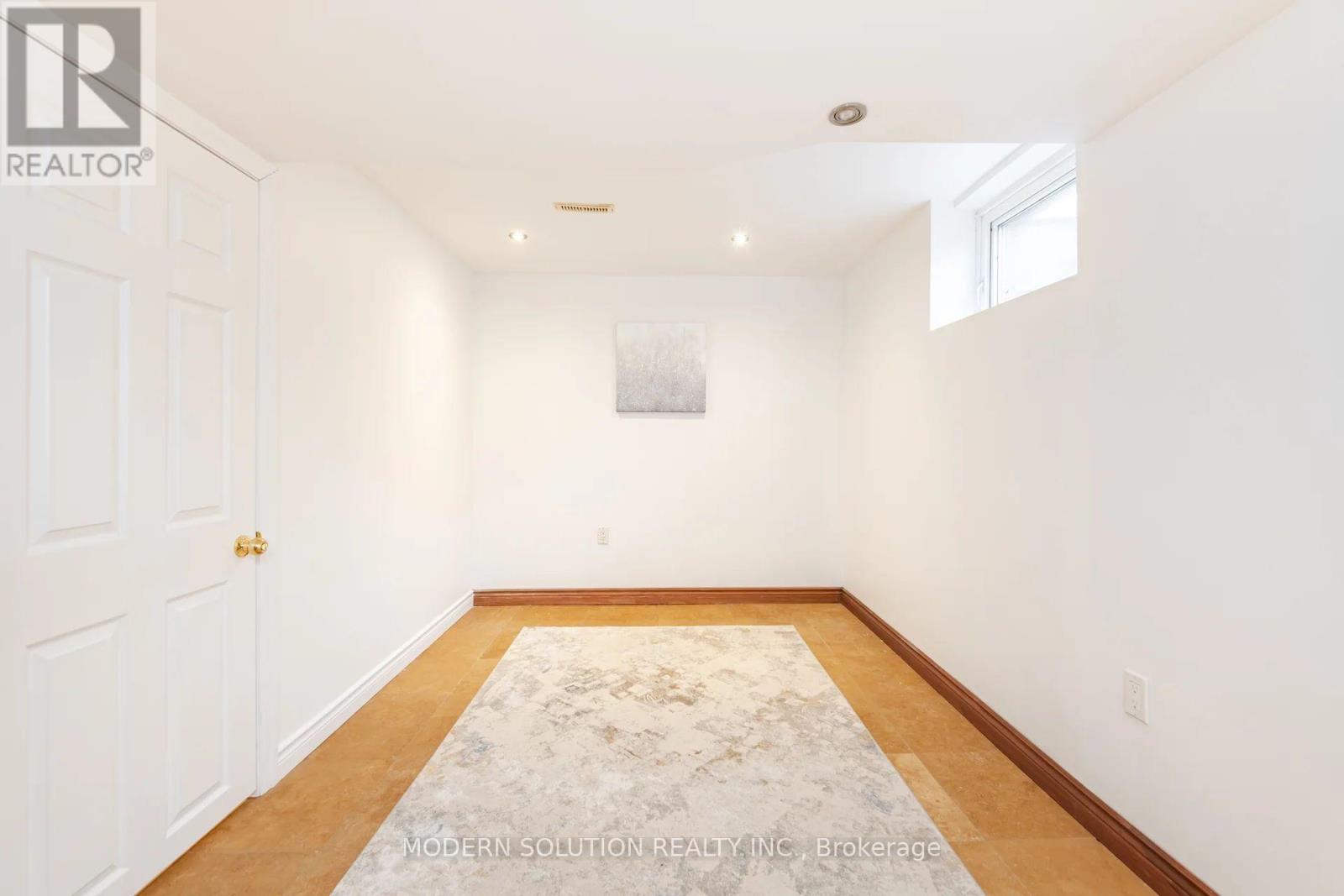 2557 Mindemoya Road Property Photo 23