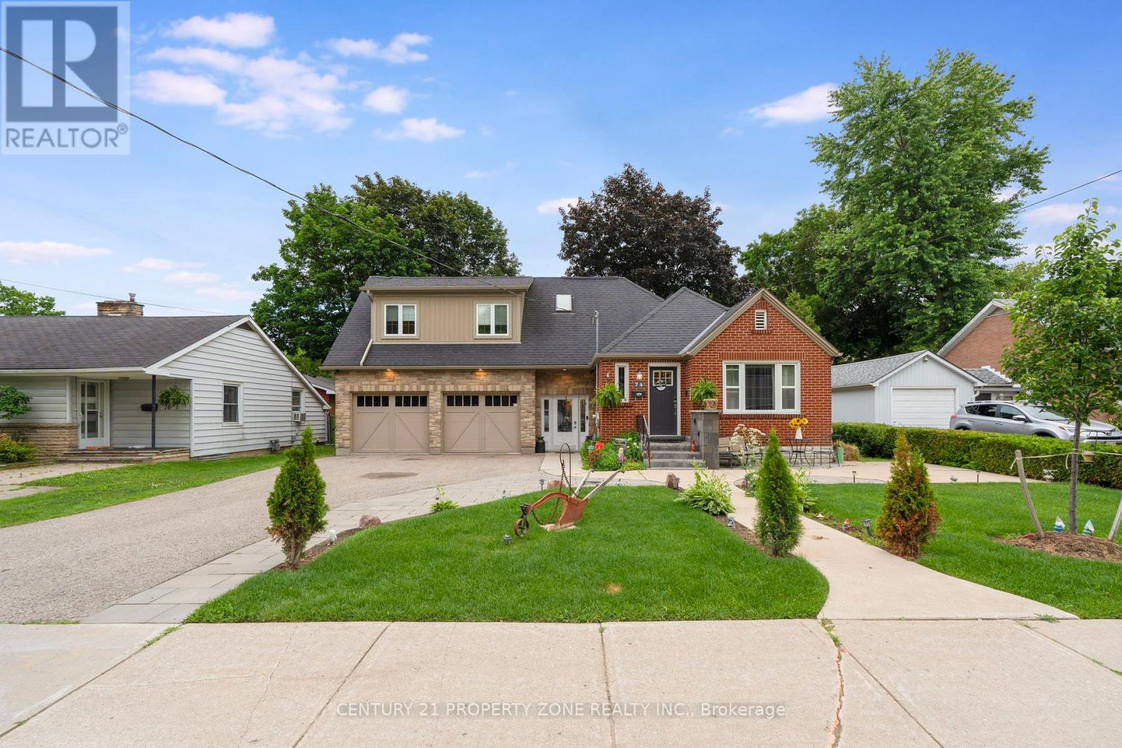 74 John Street Property Photo 2