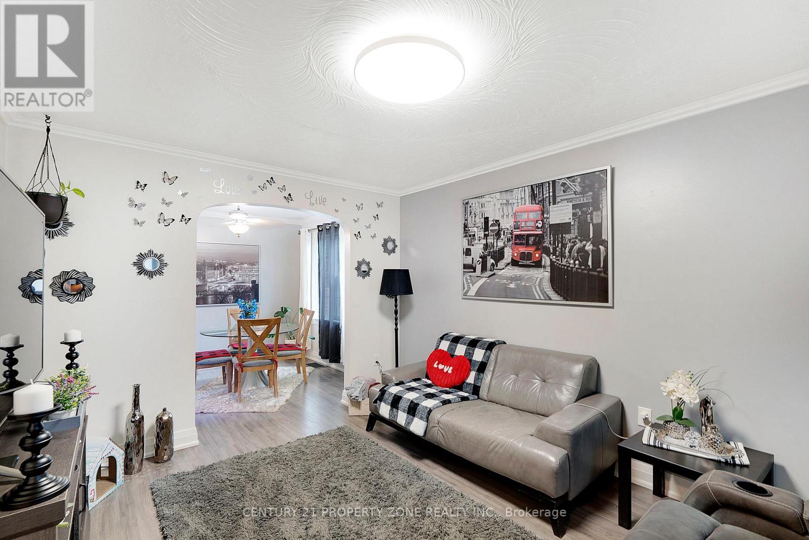 74 John Street Property Photo 12